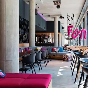 Moxy ウィーン エアポート ホテル