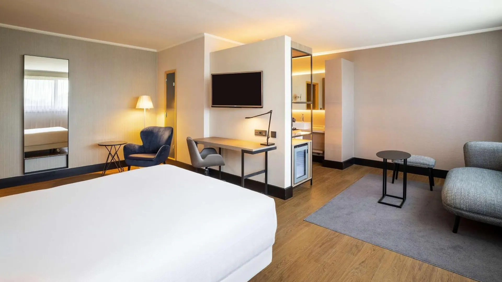 Nh Brussels Airport Hotel Diegem 4*,  Belgium